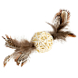 Іграшка для кішок Плетений м'ячик з дзвіночком та пір'ям GiGwi Catch&scratch перо, дерево, 13 см (75047)